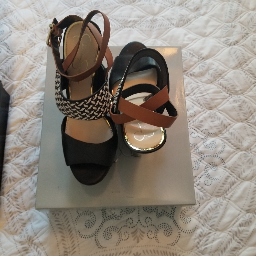 JESSICA Simpson genuine leather wedges worn once - Picture 2 of 3
